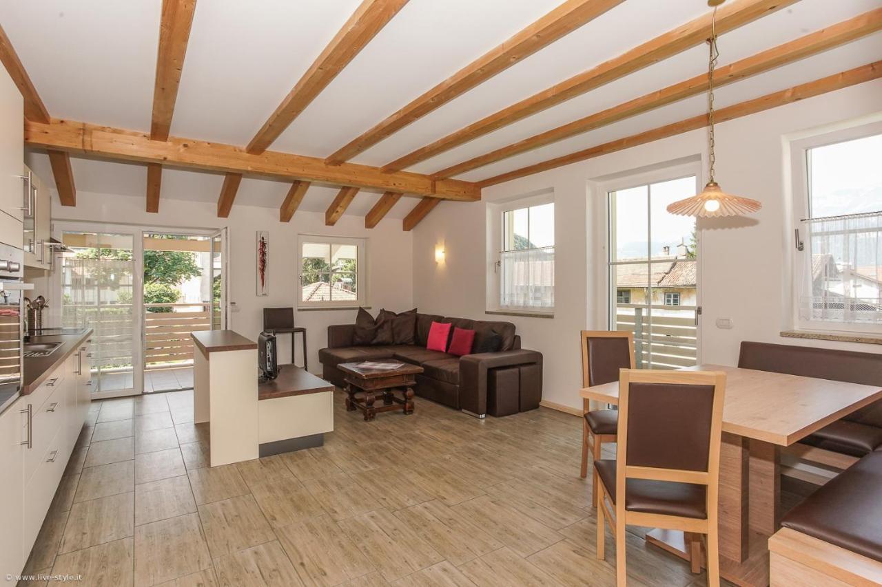Apartment Residence Veronika Ora / Auer Zewnętrze zdjęcie